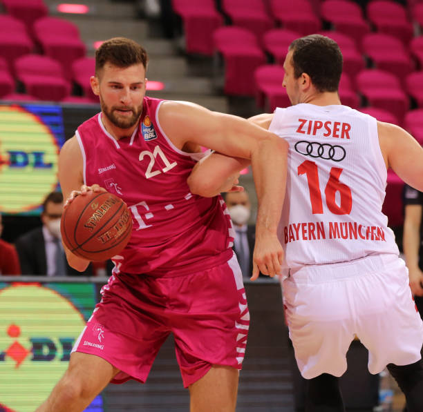 同时还有多 同时还有多