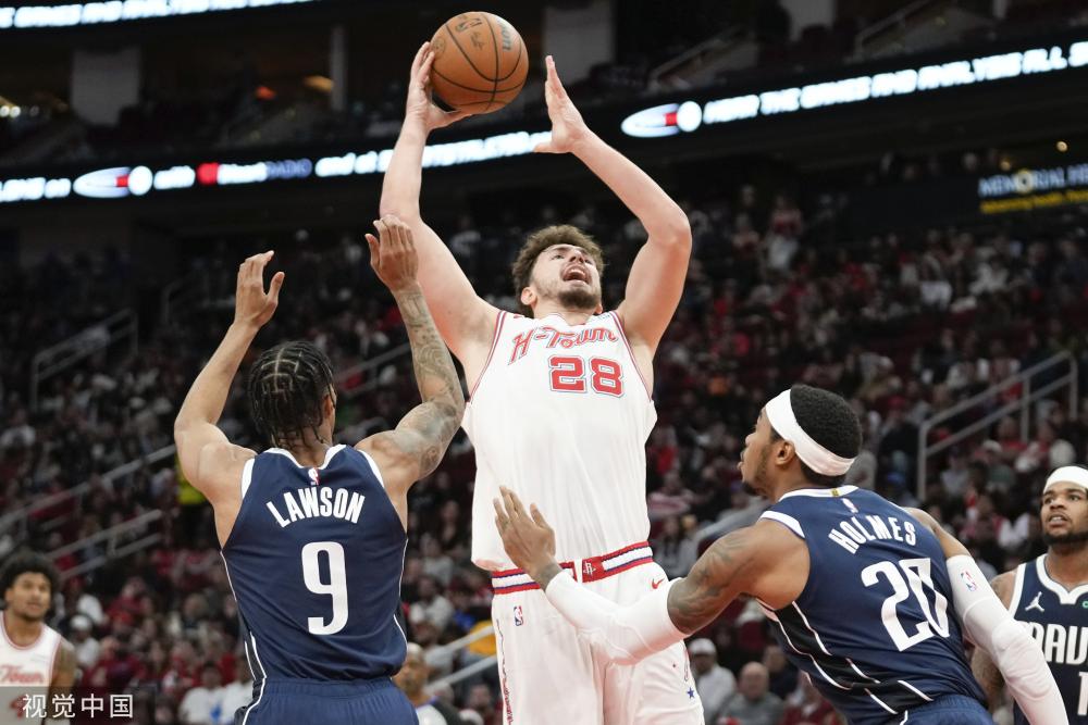 球员庆祝夺 球员庆祝夺